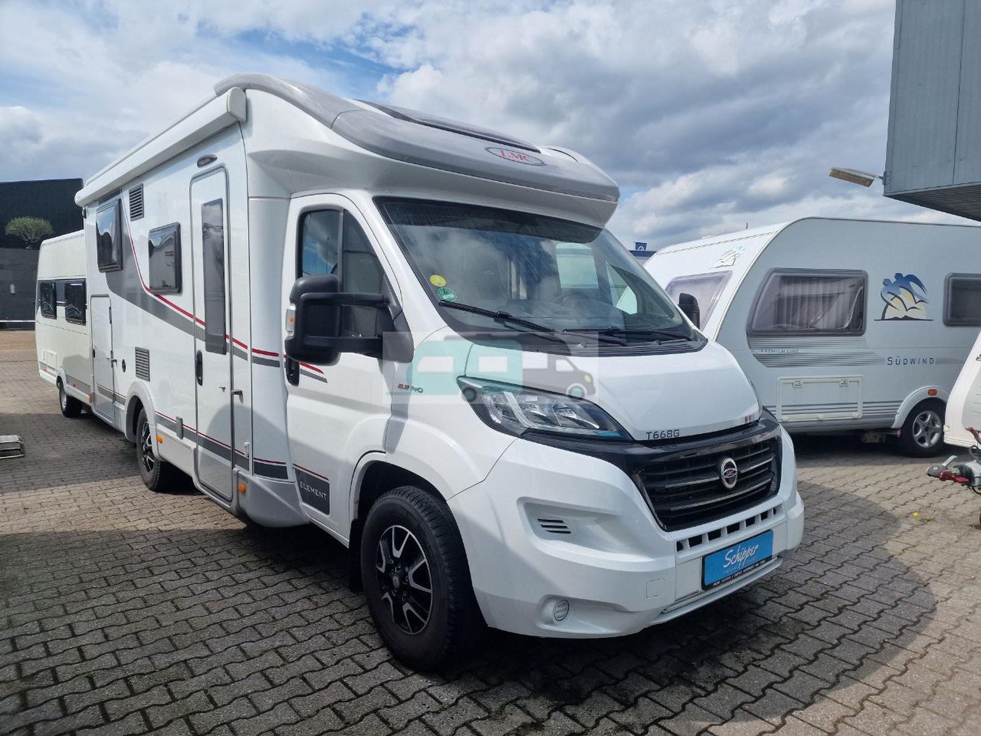 LMC Element T668 automaat 1e eigenaar